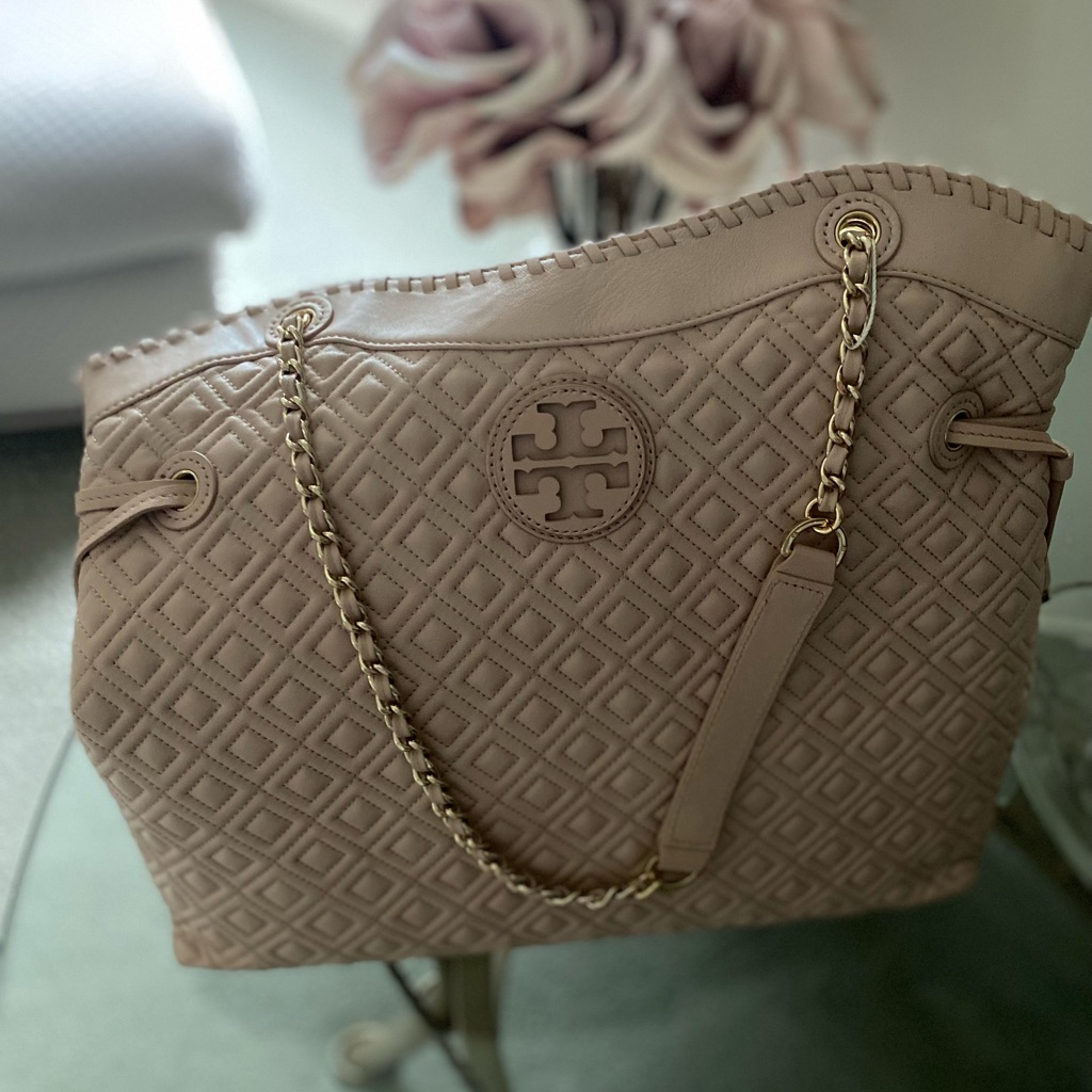 Tory Burch Marion Quilted Tote Brand New Light Oak ( Nude Pink) Color
